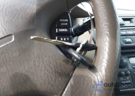 2000 Honda Accord 2.3 Ex z USA, uszkodzony, nr VIN 1HGCG6679YA121052